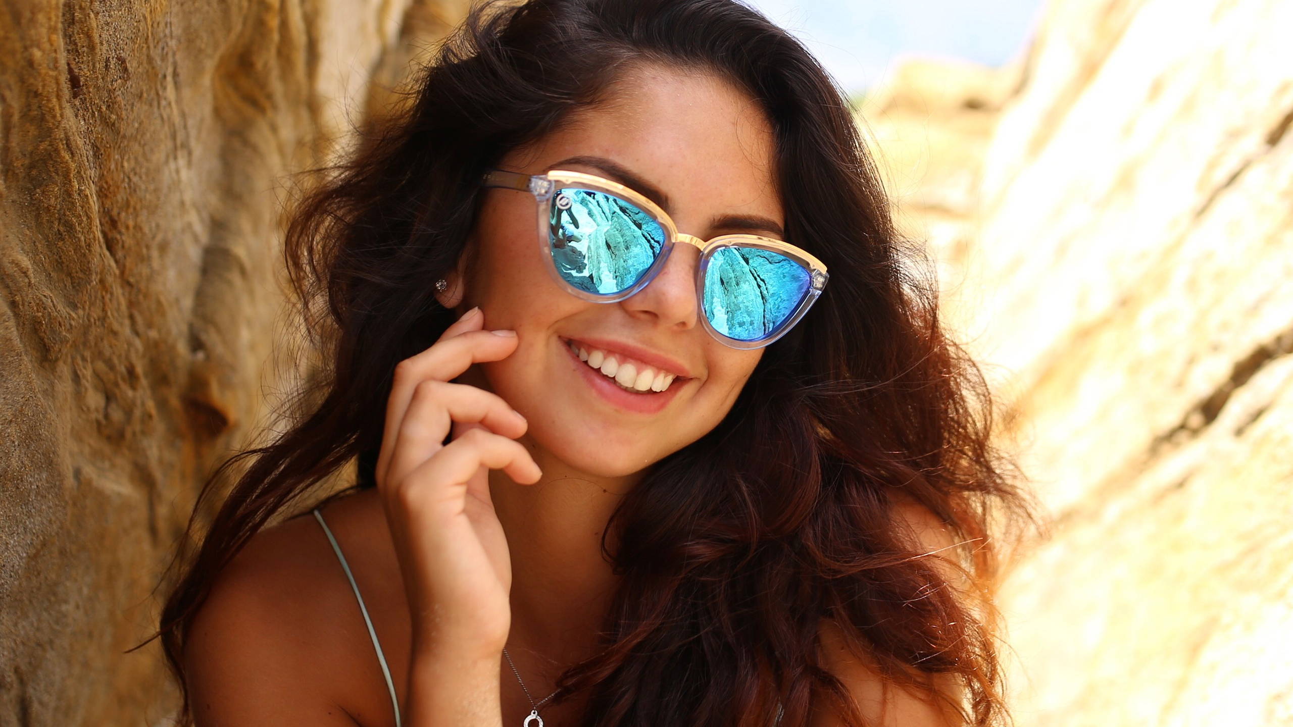 See Shape & Color Kathy Ireland Womens Sunglasses Hard Case 100% UV Protection 
